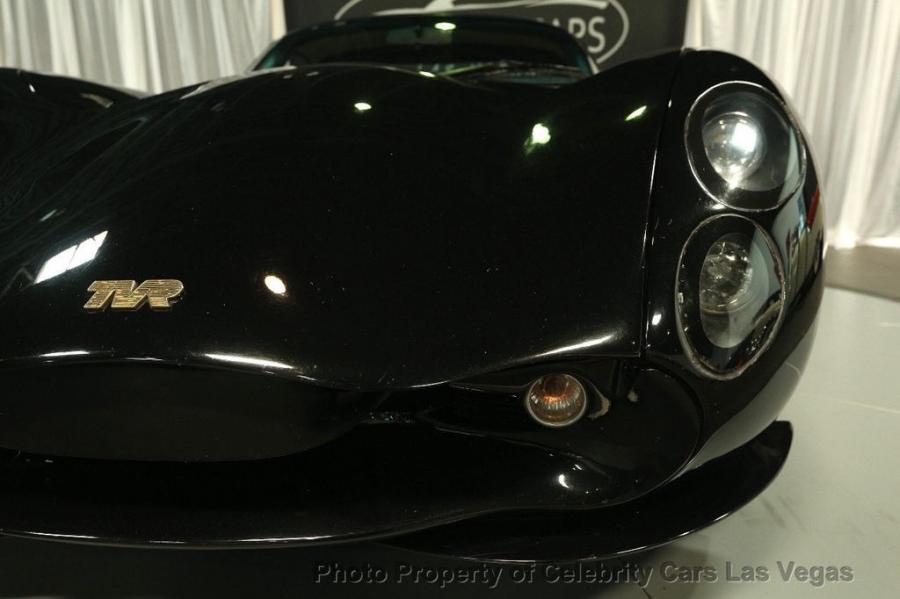 Детали экстерьера TVR Tuscan S 2004 года  (фото 9 из 70)